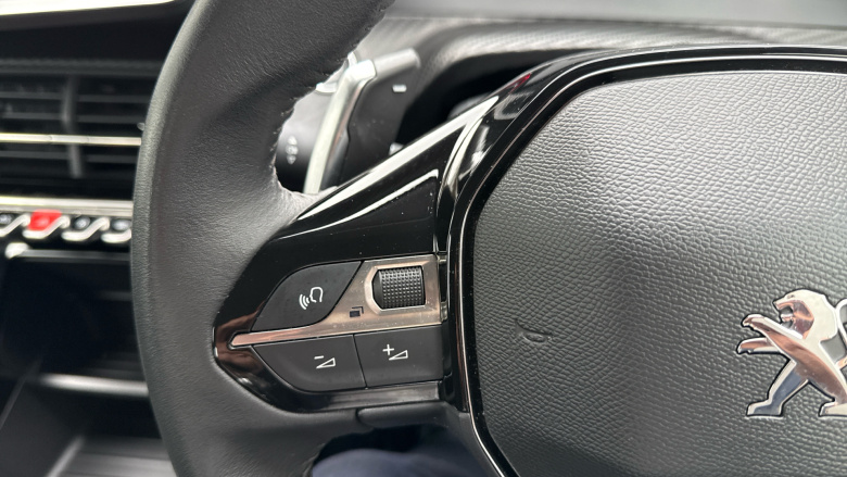 Peugeot 208 1.2 PureTech 100 Active Premium 5dr EAT8 Petrol Hatchback